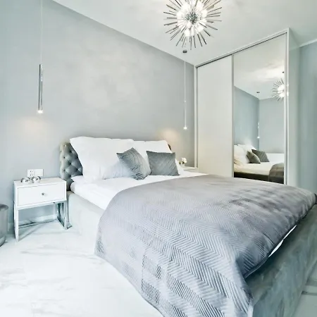 アパート Unique Baltic - Z Garazem