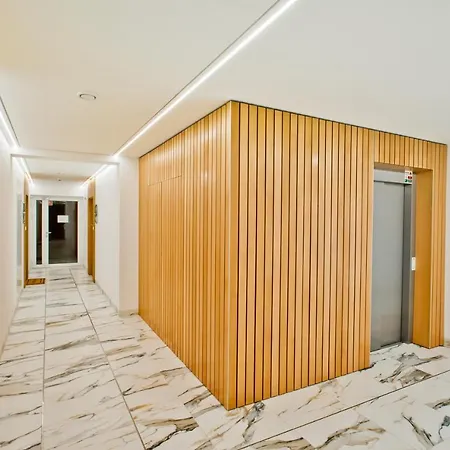 Unique Baltic - Z Garazem Apartment