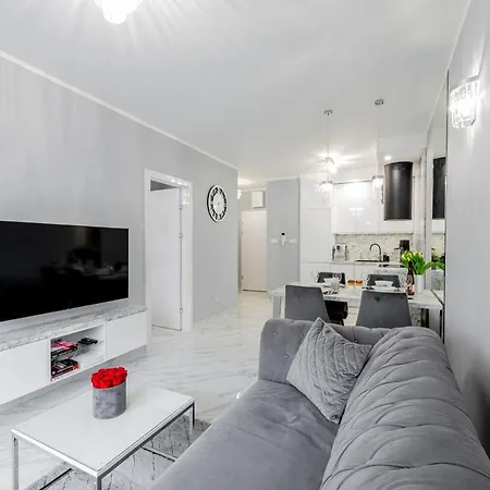 Unique Baltic - Z Garazem