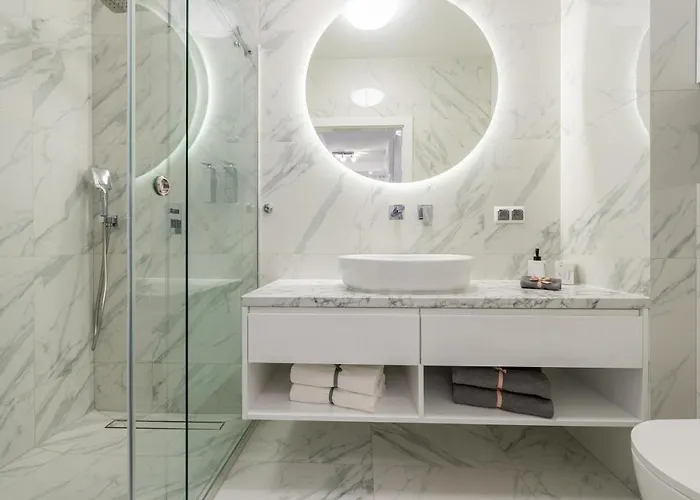 Unique Baltic - Z Garazem Lägenhet *